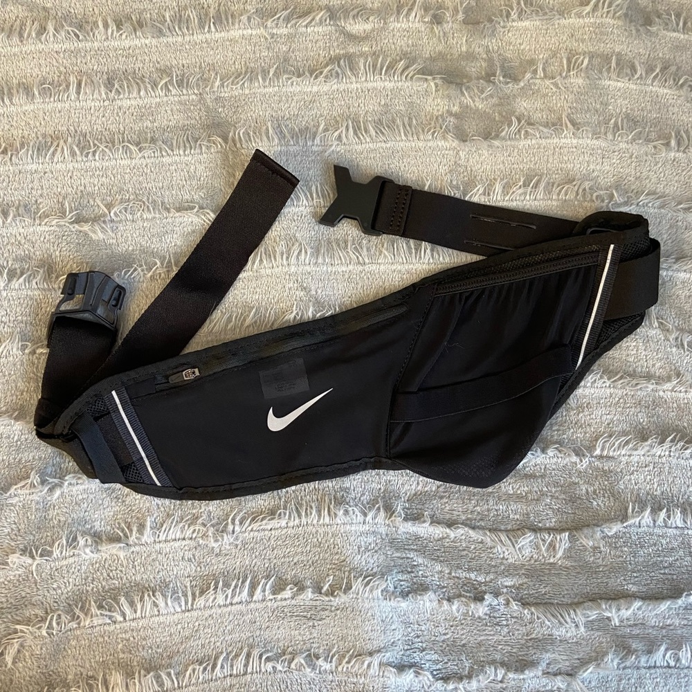 Nike Running Belt w/ Bottle Holder & Mesh Zip Pouch (Unisex)